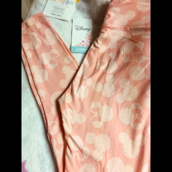 LuLaRoe Pants - NWT⭐️Gifted⭐️ Leggings Disney Mickey Buttery soft